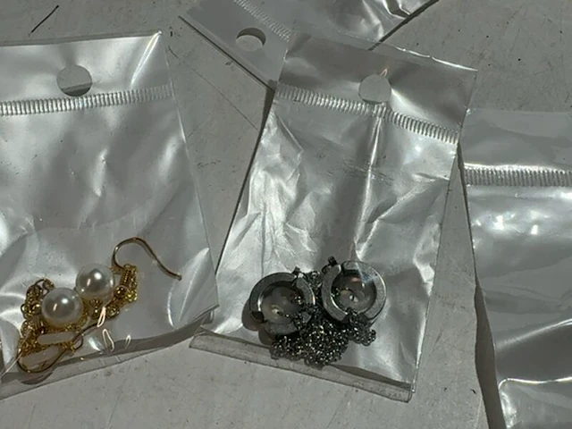 Ca. 200x sierraden voor airpods - afbeelding 4 van  6