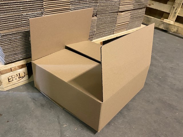 Ca. 200x verzenddozen 39x39x14cm dubbelgolf, bruin - afbeelding 2 van  4
