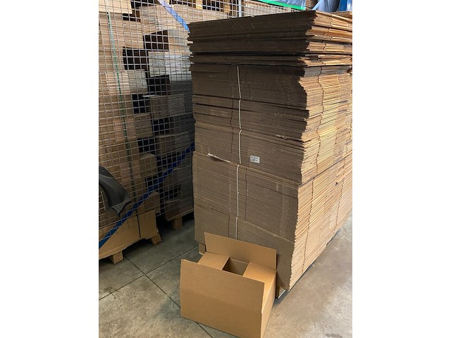 Ca. 200x verzenddozen 53x38x23cm, bruin - afbeelding 1 van  4
