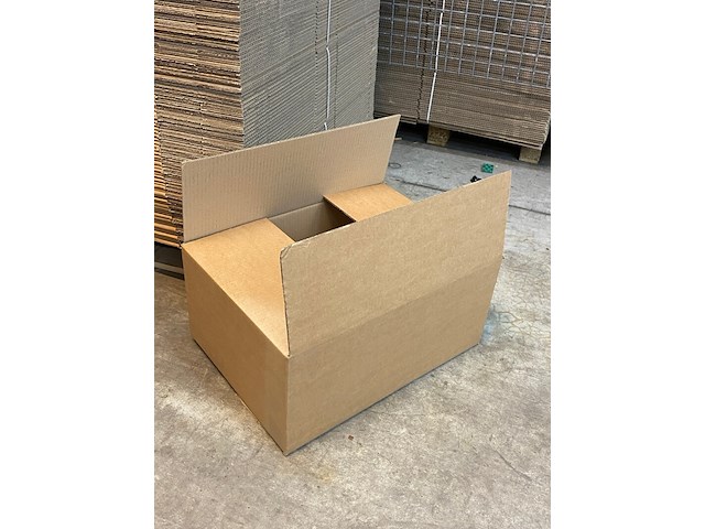 Ca. 200x verzenddozen 53x38x23cm, bruin - afbeelding 2 van  3