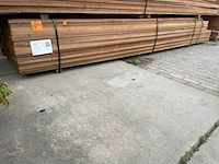 Ca. 204x guyana teak planken fijnbezaagd, 31x80mm, lengte 25/400cm, 83/430cm, 96/460cm - afbeelding 2 van  3