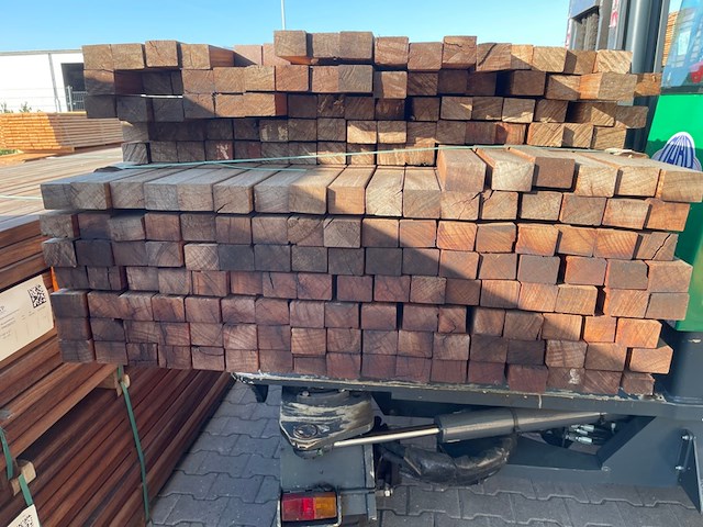 Ca. 204x hardhouten regels geschaafd, 42x57mm, lengte 79/305cm, 125/335cm - afbeelding 3 van  3