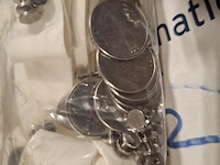 Ca. 204x horloges, nots / mondaine , elk horloge is uniek doordat elke wijzerplaat een uniek stukje van de plattegrond van amsterdam, londen, parijs en new york bevat, diverse kleuren - afbeelding 17 van  32