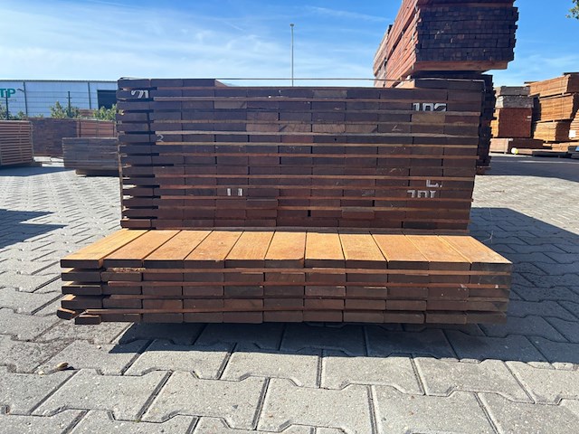Ca. 205x guyana ipé planken geschaafd, 21x90mm, lengte 2/155cm, 148/185cm, 55/215cm - afbeelding 2 van  3