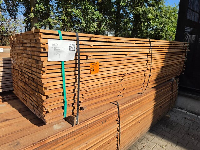 Ca. 207x guyana teak beschoeiingsplanken, 20x100mm, lengte 300cm - afbeelding 4 van  4