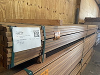 Ca. 207x guyana teak planken geschaafd, 27x40mm, lengte 365cm - afbeelding 2 van  3