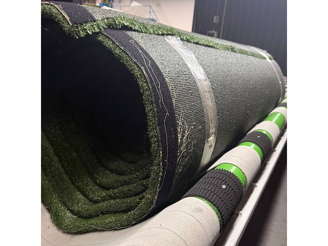 Ca. 20,85m2 kunstgras, 20 mm hoog, groen - afbeelding 1 van  2