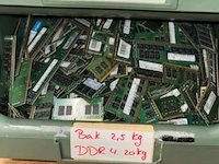 Ca. 20kg ddr4 server/laptop geheugen - afbeelding 1 van  1