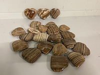 Ca. 20x aragoniet harten, bruin - afbeelding 3 van  4