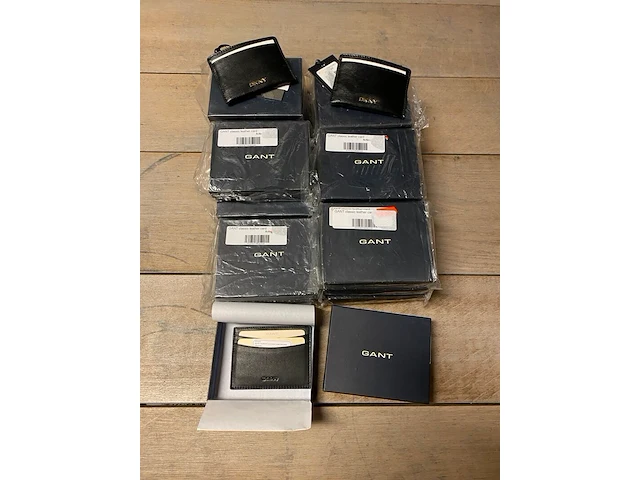 Ca. 20x creditcardhouder, gant en dkny - afbeelding 1 van  4