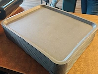 Ca. 20x dienbladen, grijs