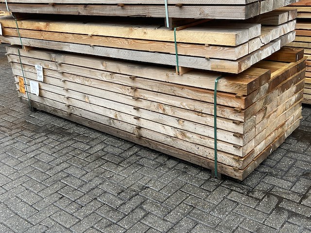 Ca. 20x douglas balken fijnbezaagd, 75x175mm, lengte 300cm - afbeelding 4 van  4