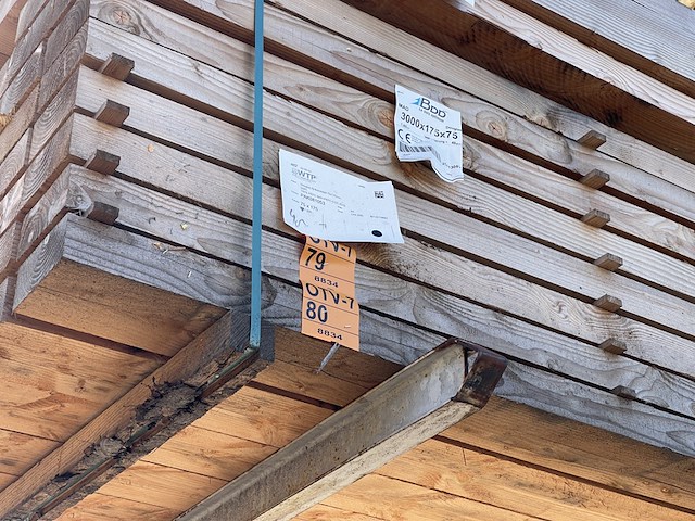 Ca. 20x douglas balken fijnbezaagd, 75x175mm, lengte 300cm - afbeelding 4 van  4