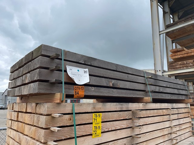 Ca. 20x douglas dakbalken fijnbezaagd, 75x200mm, lengte 300cm - afbeelding 4 van  4