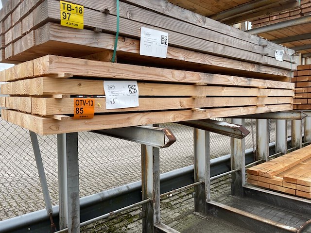 Ca. 20x douglas dakbalken fijnbezaagd, 75x200mm, lengte 300cm - afbeelding 4 van  4