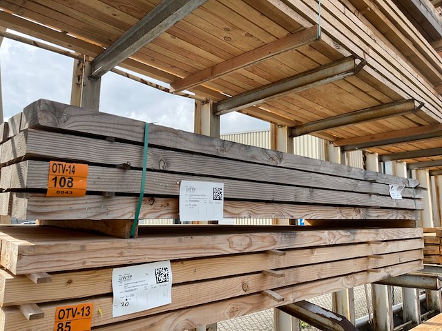 Ca. 20x douglas dakbalken fijnbezaagd, 75x200mm, lengte 300cm - afbeelding 4 van  4