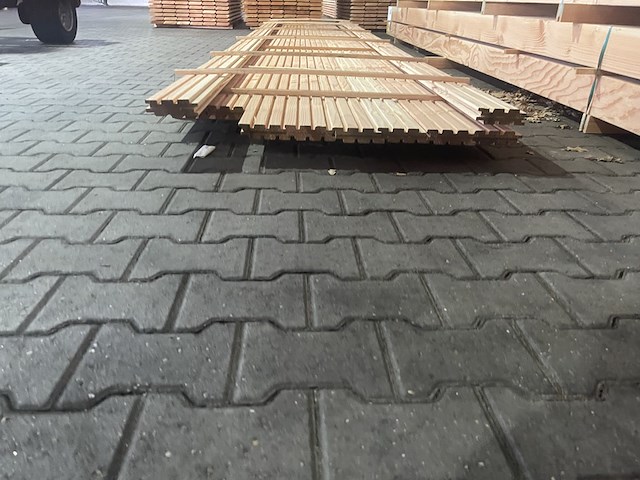 Ca. 20x douglas design- triple- deens profiel, 22x142mm, lengte 600cm - afbeelding 3 van  3