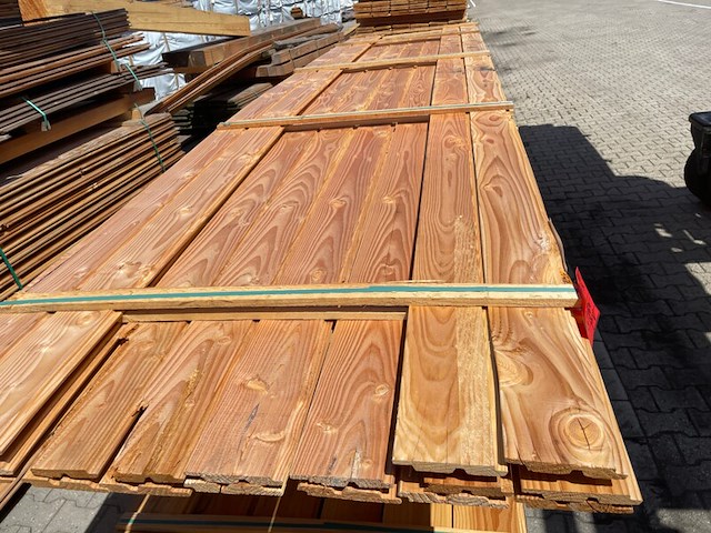 Ca. 20x douglas dubbele rhombus, 18x130mm, lengte 500cm - afbeelding 1 van  3