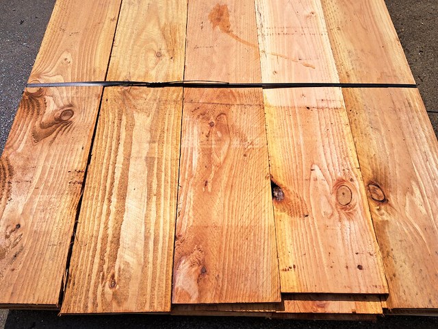 Ca. 20x douglas houten plank, fijn bezaagd, douglas, fijn bezaagde plank - afbeelding 4 van  4