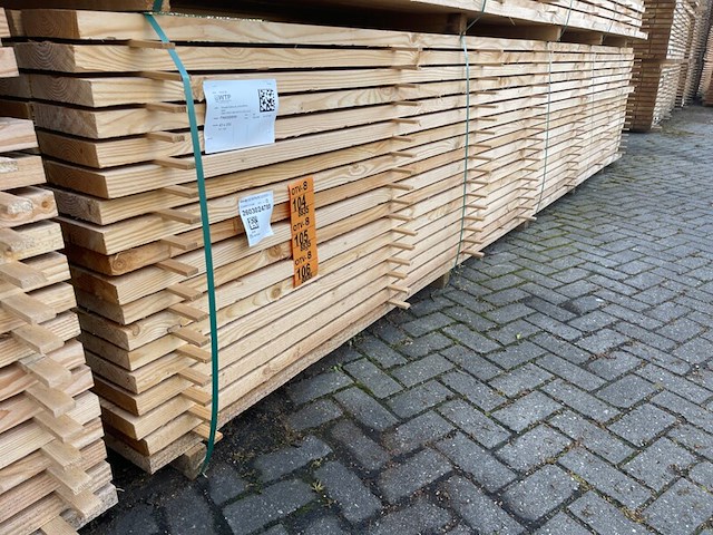 Ca. 20x douglas planken fijnbezaagd, 43x200mm, lengte 500cm - afbeelding 4 van  4