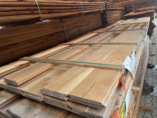 Ca. 20x douglas wisselsponning, 18x190mm, lengte 500cm - afbeelding 1 van  3