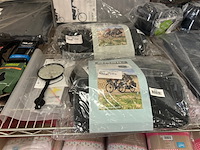 Ca. 20x fietsaccessoires w.o. diverse fietstassen, w.o. basil, new looxs - afbeelding 4 van  8