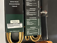 Ca. 20x fietsaccessoires w.o. fietsbanden w.o. ultra, bontrager, vredestein - afbeelding 6 van  7