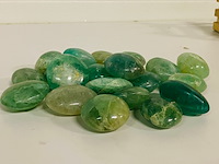 Ca. 20x fluoriet handstenen - afbeelding 1 van  4