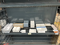 Ca. 20x installatiemateriaal w.o. mespatroonlastscheider, o.a. siemens, philips, aritech, interlogix - afbeelding 1 van  8