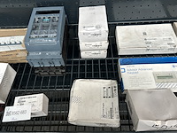 Ca. 20x installatiemateriaal w.o. mespatroonlastscheider, o.a. siemens, philips, aritech, interlogix - afbeelding 3 van  8