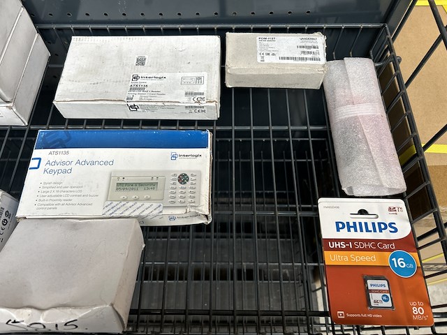 Ca. 20x installatiemateriaal w.o. mespatroonlastscheider, o.a. siemens, philips, aritech, interlogix - afbeelding 4 van  8