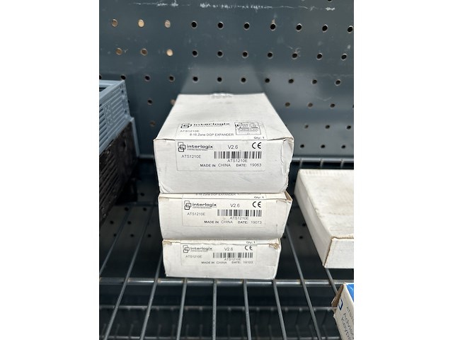 Ca. 20x installatiemateriaal w.o. mespatroonlastscheider, o.a. siemens, philips, aritech, interlogix - afbeelding 6 van  8