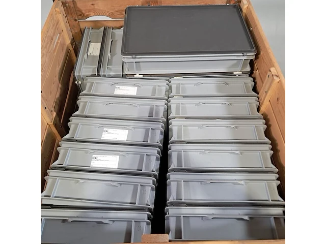 Ca. 20x kunststof transportkist - afbeelding 2 van  6