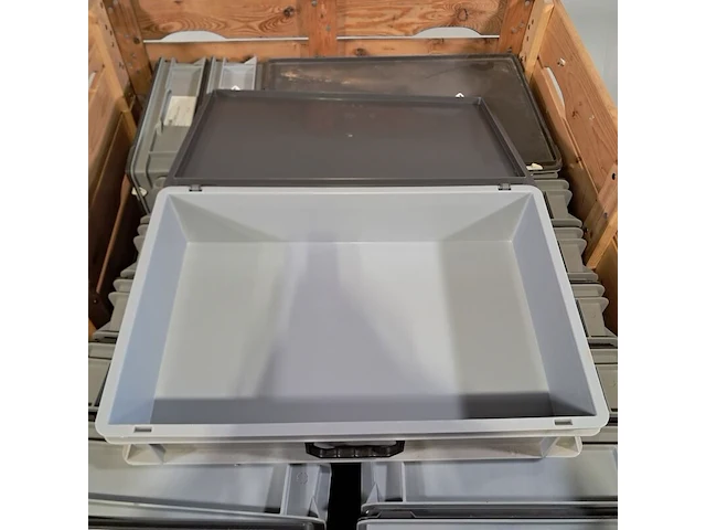Ca. 20x kunststof transportkist - afbeelding 3 van  6