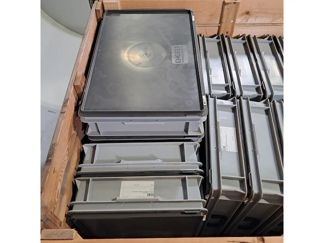 Ca. 20x kunststof transportkist - afbeelding 6 van  6