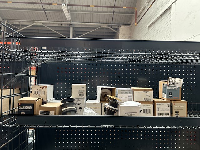 Ca. 20x niet-afsluitbare plug, w.o. damixa, hotbath, axor - afbeelding 1 van  8