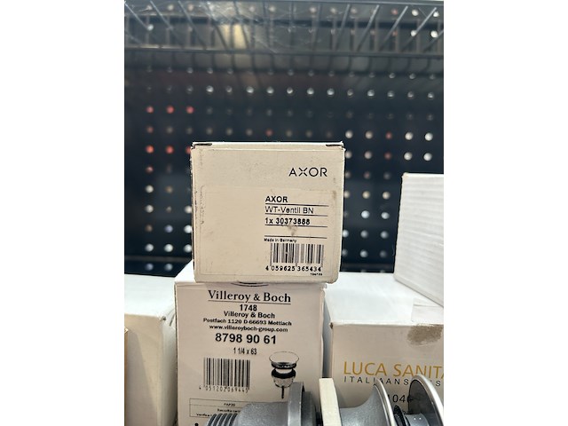 Ca. 20x niet-afsluitbare plug, w.o. damixa, hotbath, axor - afbeelding 7 van  8