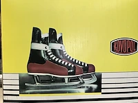 Ca. 20x paar hockeyschaatsen, kopovol, rood zwart