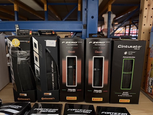 Ca. 20x race banden, pirelli, vredestein, continental - afbeelding 6 van  13