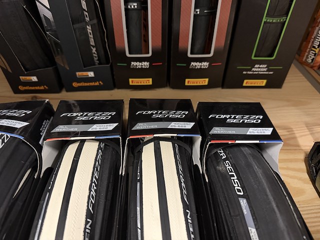 Ca. 20x race banden, pirelli, vredestein, continental - afbeelding 12 van  13
