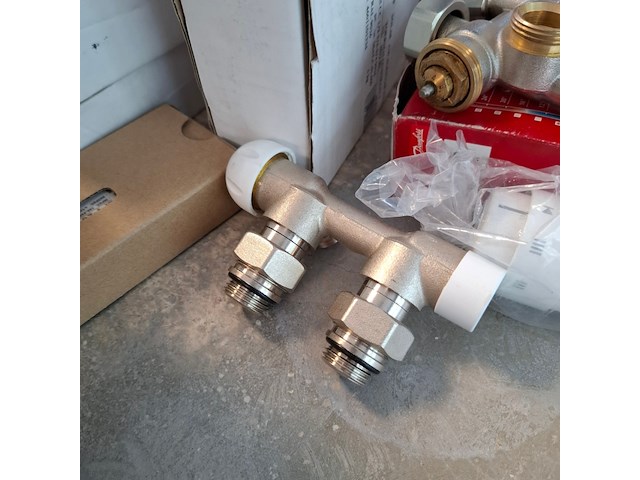 Ca. 20x radiatorkraan - afbeelding 6 van  12