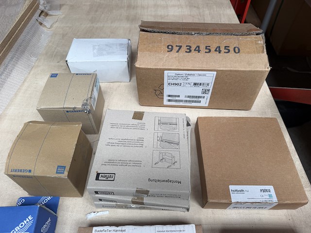 Ca. 20x sanitair en installatiemateriaal, w.o. grohe, geberit - afbeelding 5 van  5