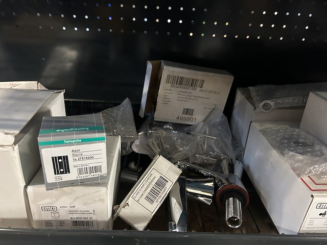 Ca. 20x sanitair/badkamer accessoires en toebehoren, w.o. emco, sphinx, hansgrohe - afbeelding 4 van  8