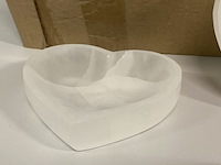 Ca. 20x seleniet schalen hartvorm, wit - afbeelding 3 van  4