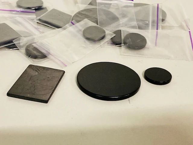 Ca. 20x shungiet telefoonbeschermers - afbeelding 2 van  4