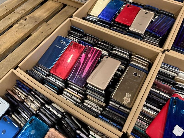 Ca. 20x smartphone - mixpartij - afbeelding 3 van  5