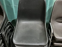 Ca. 20x stapelbare stoelen, bruin/zwart - afbeelding 4 van  5