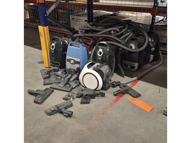 Ca. 20x stofzuigers, miele - afbeelding 1 van  6