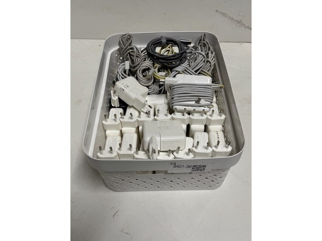 Ca. 20x usb-c adapter apple, 61w - afbeelding 1 van  6