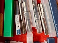 Ca. 210x diverse machinetaps - afbeelding 3 van  24